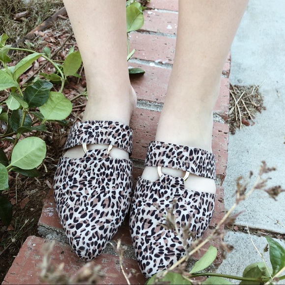 Cheetah Print Fall Ring Accented Slide Loafers - Picture 5 of 8